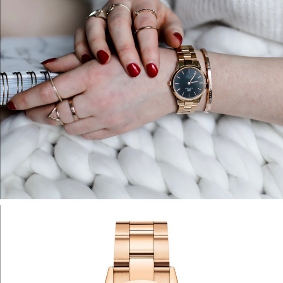 Daniel Wellington Watch & Bracelet set - Picture 1 of 8